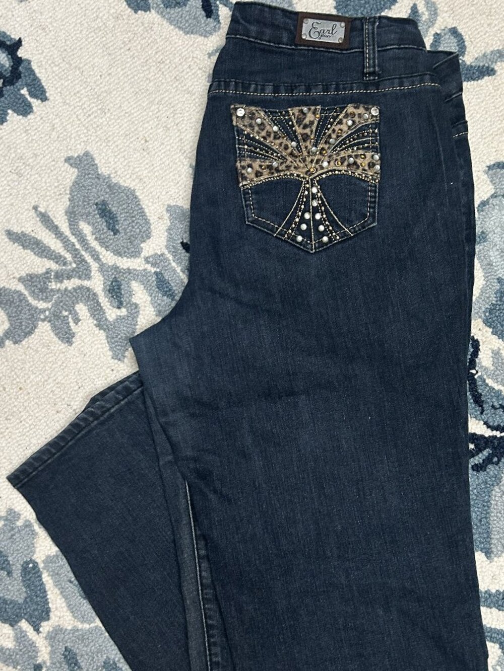 Earl Jeans — Size 14 | Leopard Print Rear Pockets